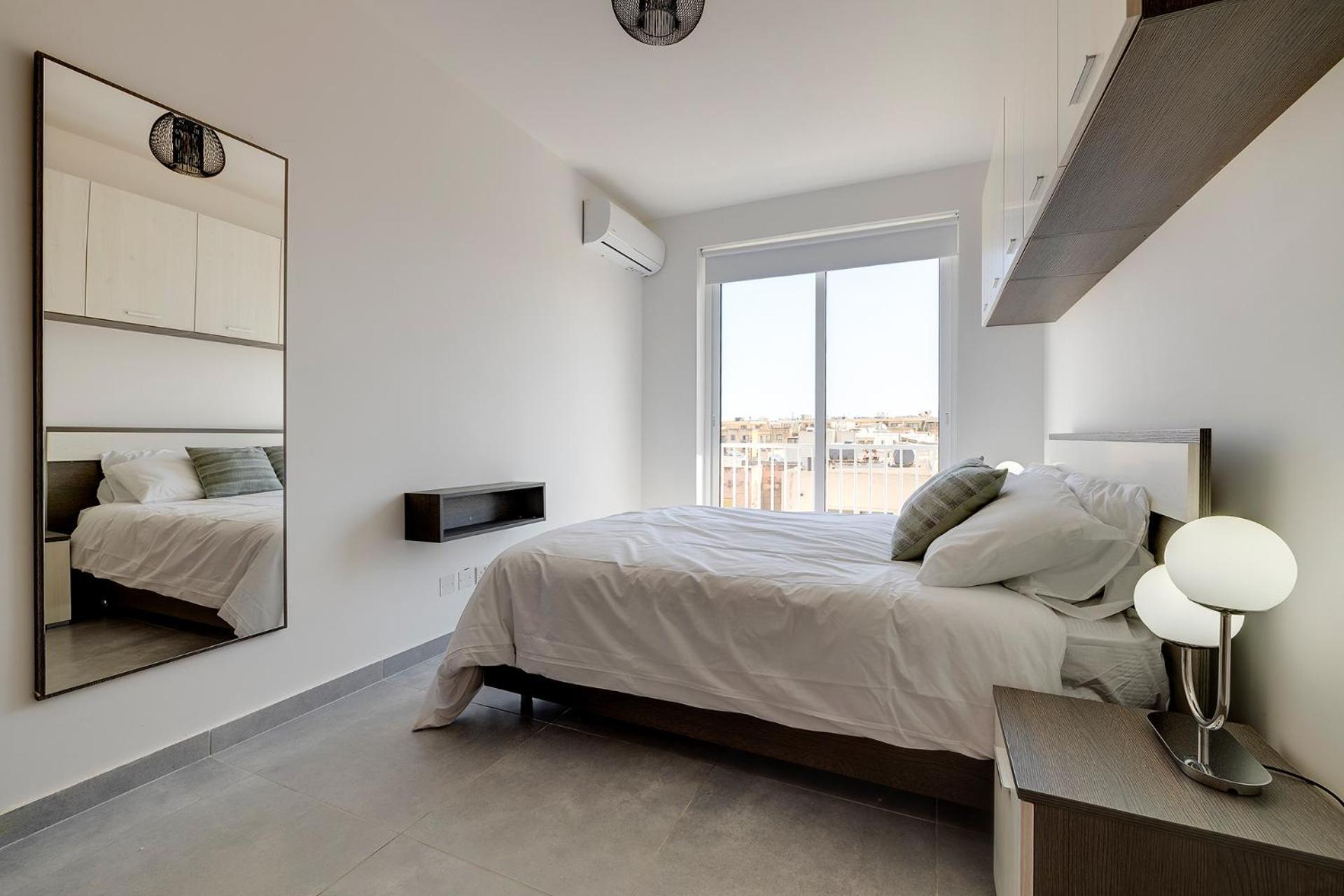 Stunning 2Br Holiday Penthouse In Central Sliema Exterior photo