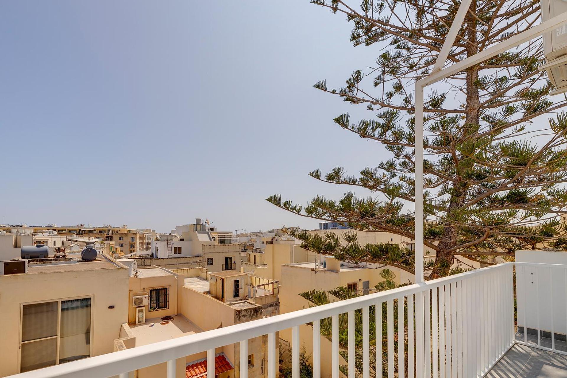 Stunning 2Br Holiday Penthouse In Central Sliema Exterior photo