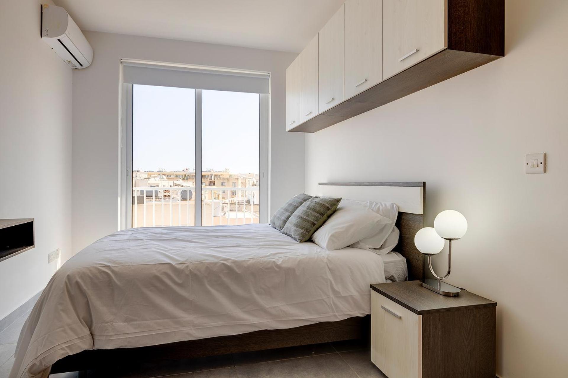 Stunning 2Br Holiday Penthouse In Central Sliema Exterior photo