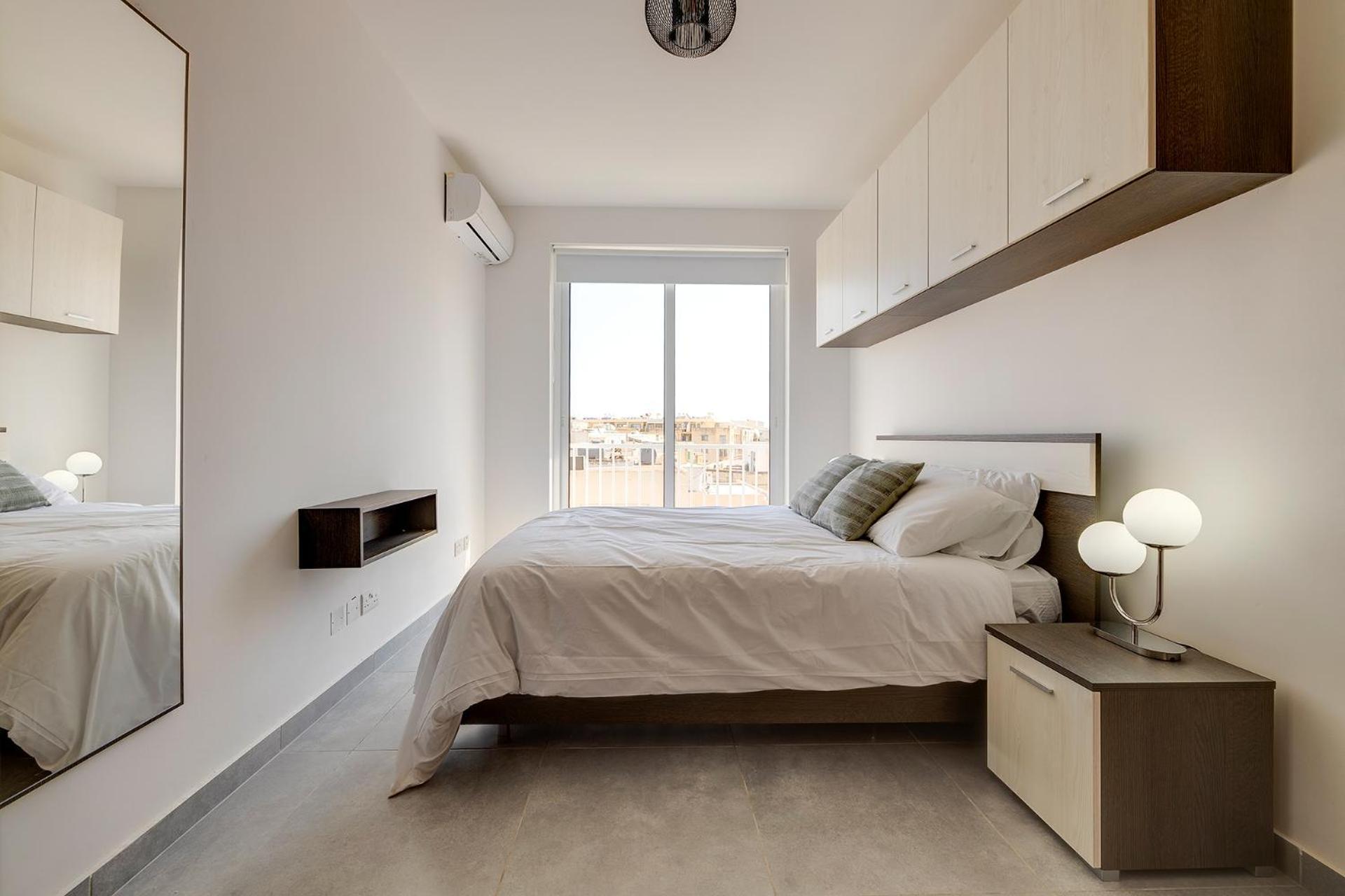 Stunning 2Br Holiday Penthouse In Central Sliema Exterior photo