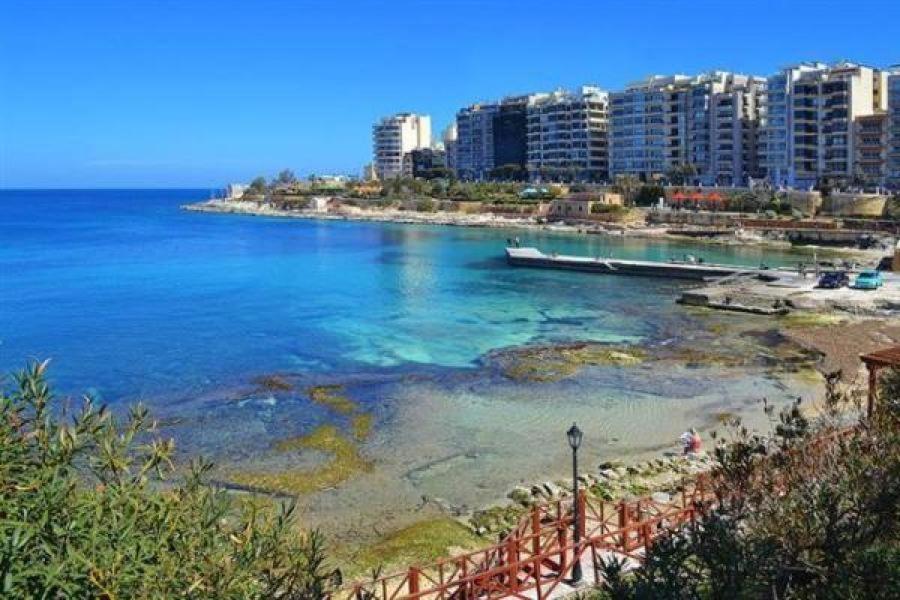 Stunning 2Br Holiday Penthouse In Central Sliema Exterior photo