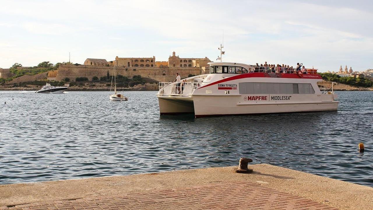 Stunning 2Br Holiday Penthouse In Central Sliema Exterior photo