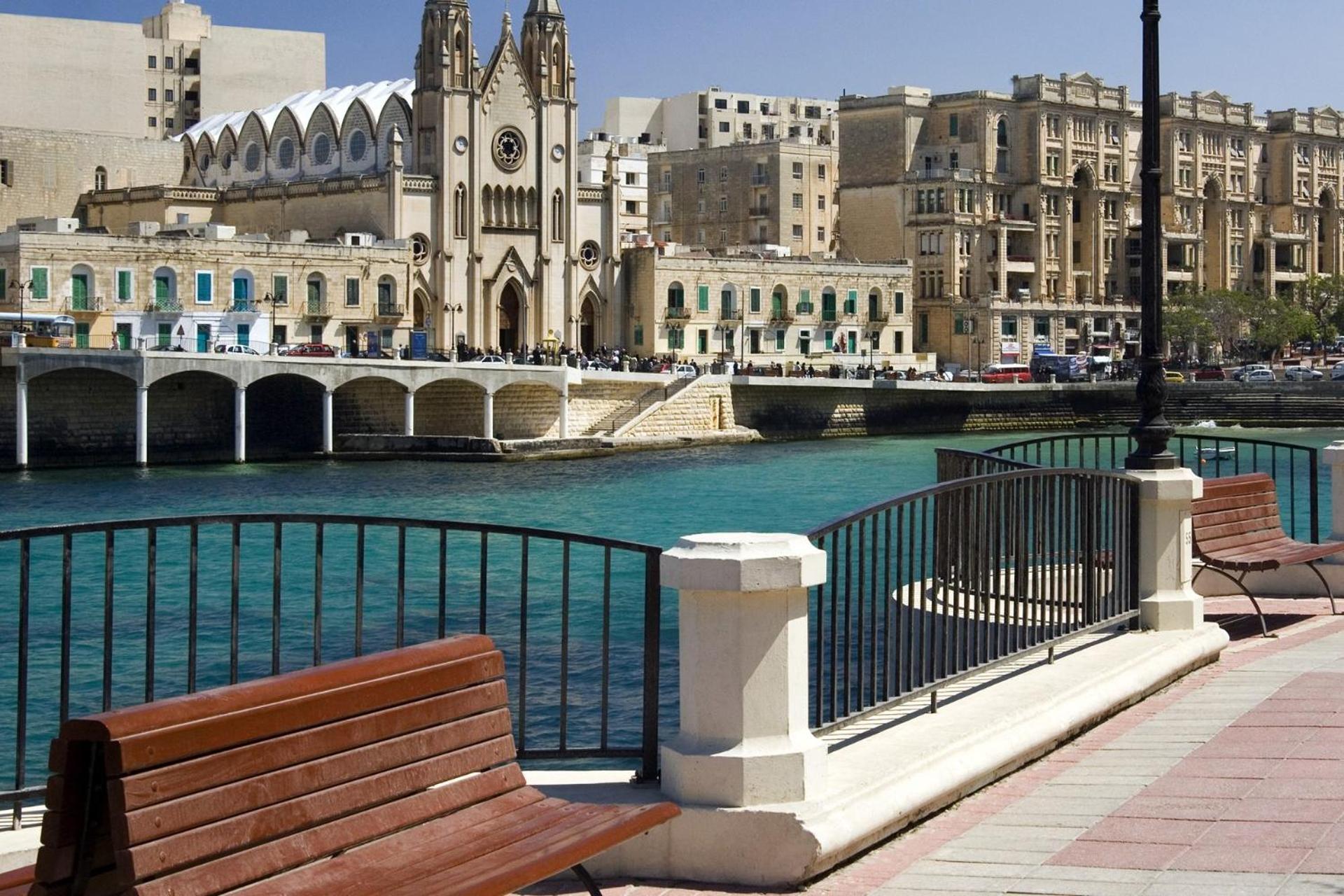 Stunning 2Br Holiday Penthouse In Central Sliema Exterior photo